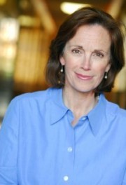 Joan McMurtrey,                                     actrice                                                                        dans Amour, Gloire et Beauté