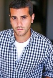 Grant H. Liffman,                                     acteur                                                                        dans Les Feux de l&#039;Amour