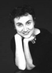 Catherine Desplaces,                                                                             voix française                                dans Les Feux de l&#039;Amour
