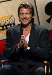 Vincent Van Patten,                                     acteur                                                                        dans Les Feux de l&#039;Amour