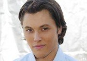Blair Redford,                                     acteur                                                                        dans Les Feux de l&#039;Amour