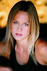 Alex Janie Hoover,                                     actrice                                                                        dans Amour, Gloire et Beauté