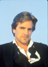 Lane Davies,                                     acteur                                                                        dans Amour, Gloire et Beauté
