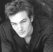 Lucas Babin,                                     acteur                                                                        dans Les Feux de l&#039;Amour