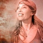 Véronique Soufflet,                                                                             voix française                                dans Les Feux de l&#039;Amour
