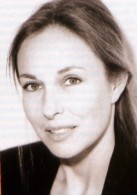 Sybille Tureau,                                                                             voix française                                dans Amour, Gloire et Beauté