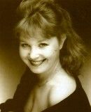 Dorothée Jemma,                                                                             voix française                                dans Amour, Gloire et Beauté
