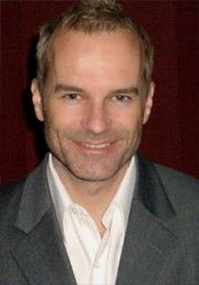 Ian Paul Cassidy,                                     acteur                                                                        dans Les Feux de l&#039;Amour