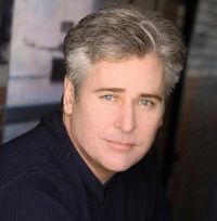 Michael E. Knight rejoint le casting des Feux de l'Amour