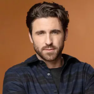 Conner Floyd quitte les Feux de l'Amour et devient Chad DiMera dans Des Jours et Des Vies