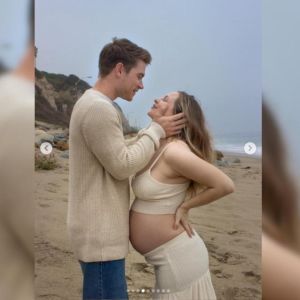 Carnet rose : Lucas Adams (Noah des Feux de l’Amour) et Shelby Wulfert annoncent la naissance de leur premier enfant