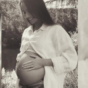 Ashleigh Brewer (Ivy Forrester dans Amour, Gloire et Beauté/Top Models) attend son premier enfant