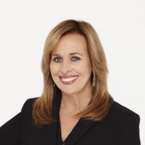 Genie Francis (ex Genevieve des Feux de l'Amour) passe récurrente dans General Hospital