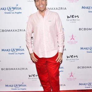 Perez Hilton en guest star dans Amour, Gloire et Beauté - Top Models
