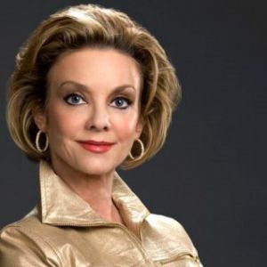Judith Chapman (Gloria) revient très prochainement dans les Feux de l'Amour !