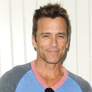 Des nouvelles de Scott Reeves (ex Ryan McNeil des Feux de l'Amour)