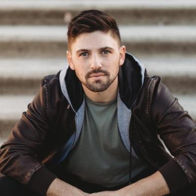 Robert Adamson (ex Noah Newman des Feux de l'Amour) temporairement de retour dans un soap