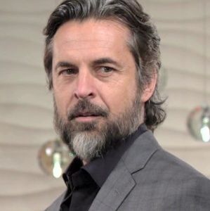 Simon Black,                                     personnage                                 dans Les Feux de l&#039;Amour