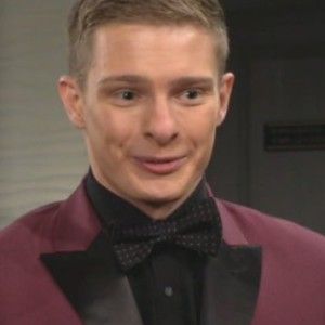 Trey ,                                     personnage                                 dans Les Feux de l&#039;Amour