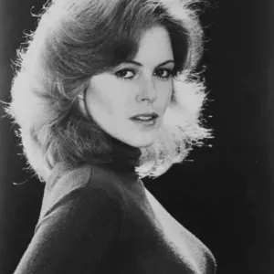 Cynthia Harris,                                     personnage                                 dans Les Feux de l&#039;Amour