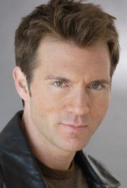 Agent George,                                     personnage                                 dans Les Feux de l&#039;Amour