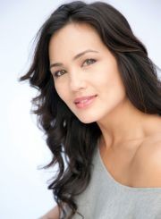 Gwen Randall,                                     personnage                                 dans Les Feux de l&#039;Amour