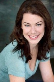 Connie Wayne,                                     personnage                                 dans Les Feux de l&#039;Amour