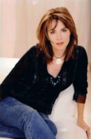 Margo MacClaine Lynley,                                     personnage                                 dans Amour, Gloire et Beauté