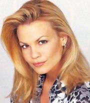 Tricia Dennison McNeil,                                     personnage                                 dans Les Feux de l&#039;Amour