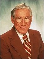 Saul Feinberg Sr.,                                     personnage                                 dans Amour, Gloire et Beauté