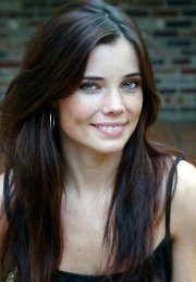 Eden Baldwin,                                     personnage                                 dans Les Feux de l&#039;Amour