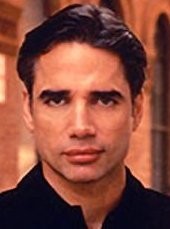 Enrique Alvarez,                                     personnage                                 dans Amour, Gloire et Beauté