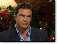 Les Feux de l'Amour, épisode N°7779 diffusé le 16 décembre 2003 aux USA