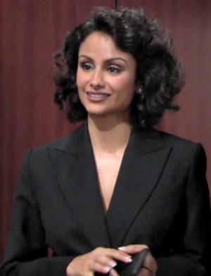 Nazanin , personnage dans Les Feux de l'Amour