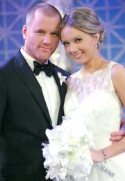 Mariage de Abby Winters et Stitch Rayburn