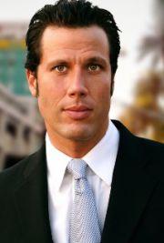 { name }},                                          acteur                                                                                  
 dans Les Feux de l'Amour