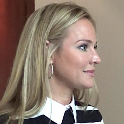 Biographie de Sharon Case