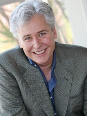 Biographie de Michael E. Knight