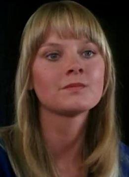 { name }},                                          actrice                                                                                  
 dans Les Feux de l'Amour