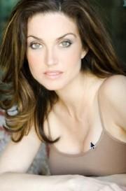 { name }},                                          actrice                                                                                  
 dans Les Feux de l'Amour