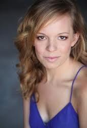 { name }},                                          actrice                                                                                  
 dans Amour, Gloire et Beauté