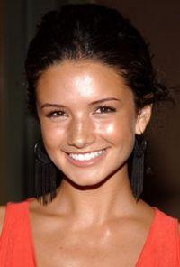 Alice Greczyn arrive dans Les Feux de l'Amour