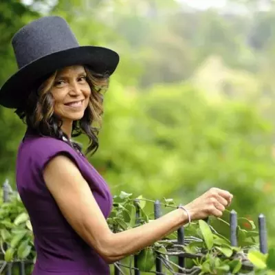 Victoria Rowell (ex Drucilla des Feux de l’Amour) a auditionné pour un rôle important dans Beyond The Gates