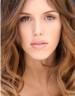 Kayla Ewell joue les vampires !