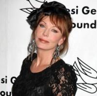 Lesley Anne Down quitte AGB ! 